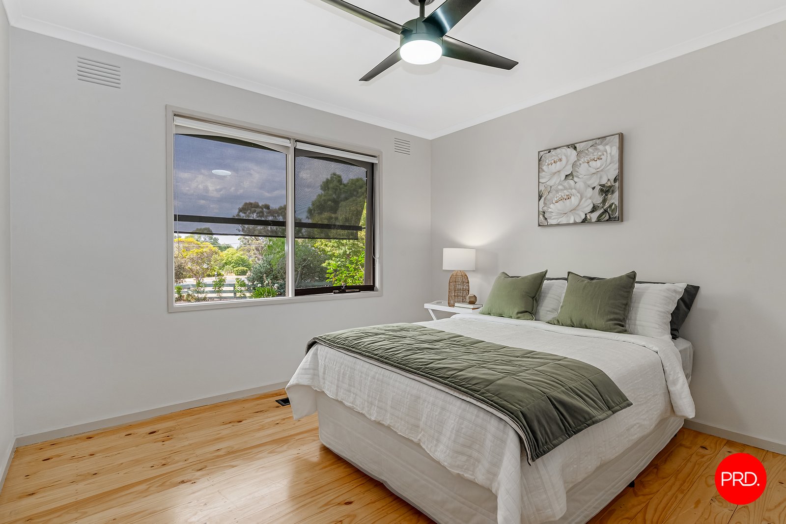 11 Lawrence Road STRATHFIELDSAYE 15