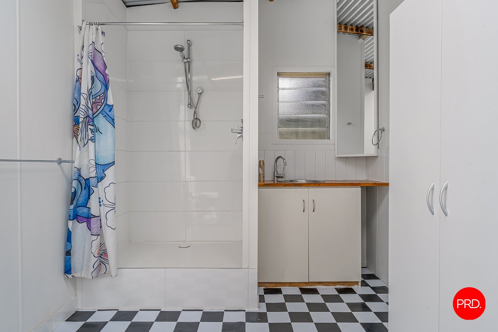 11 Lawrence Road STRATHFIELDSAYE 33