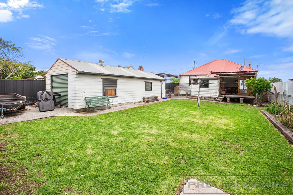 11 Lawson Street BERESFIELD 17