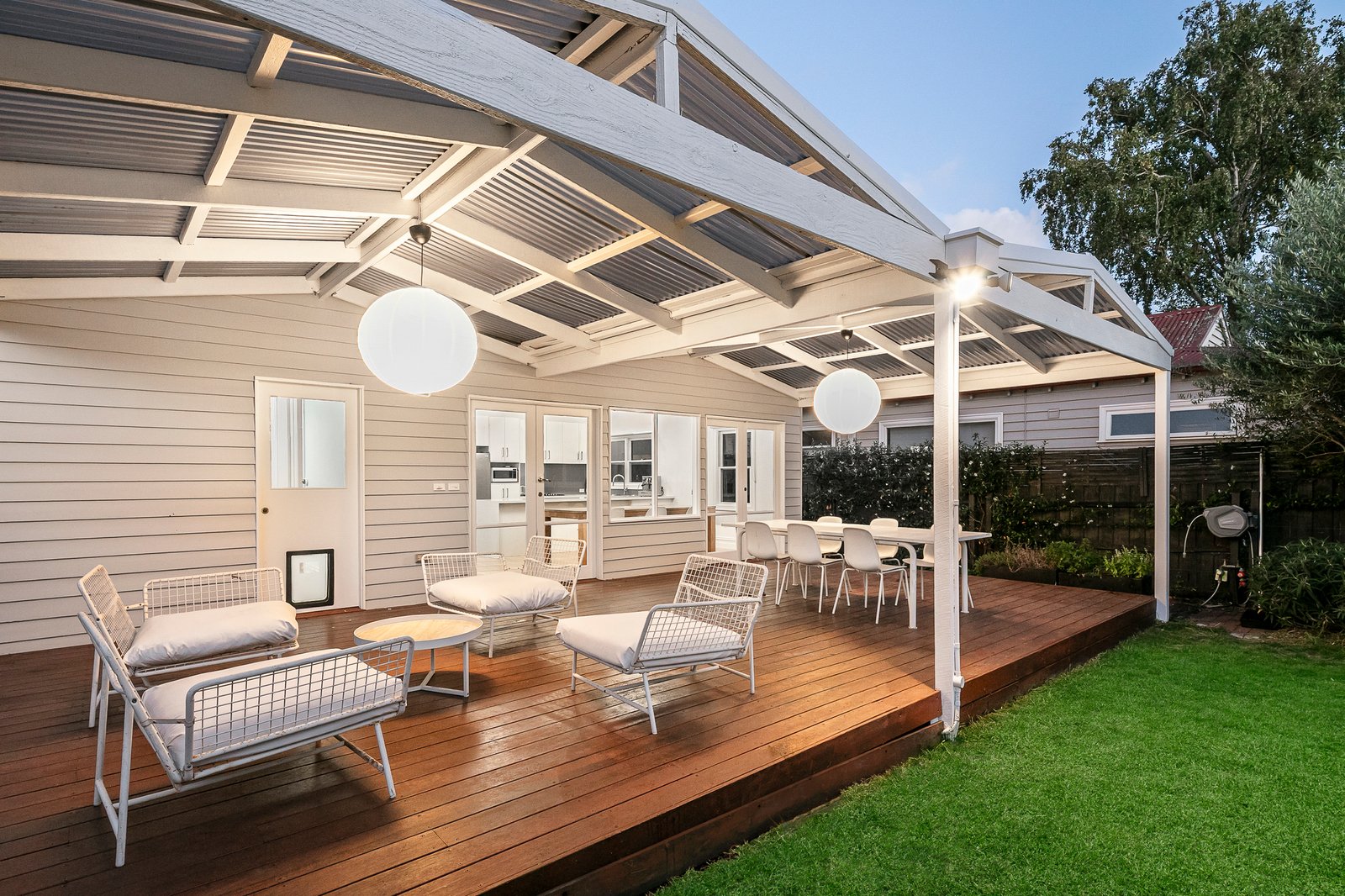 11 Leamington Crescent, Caulfield East, 3145