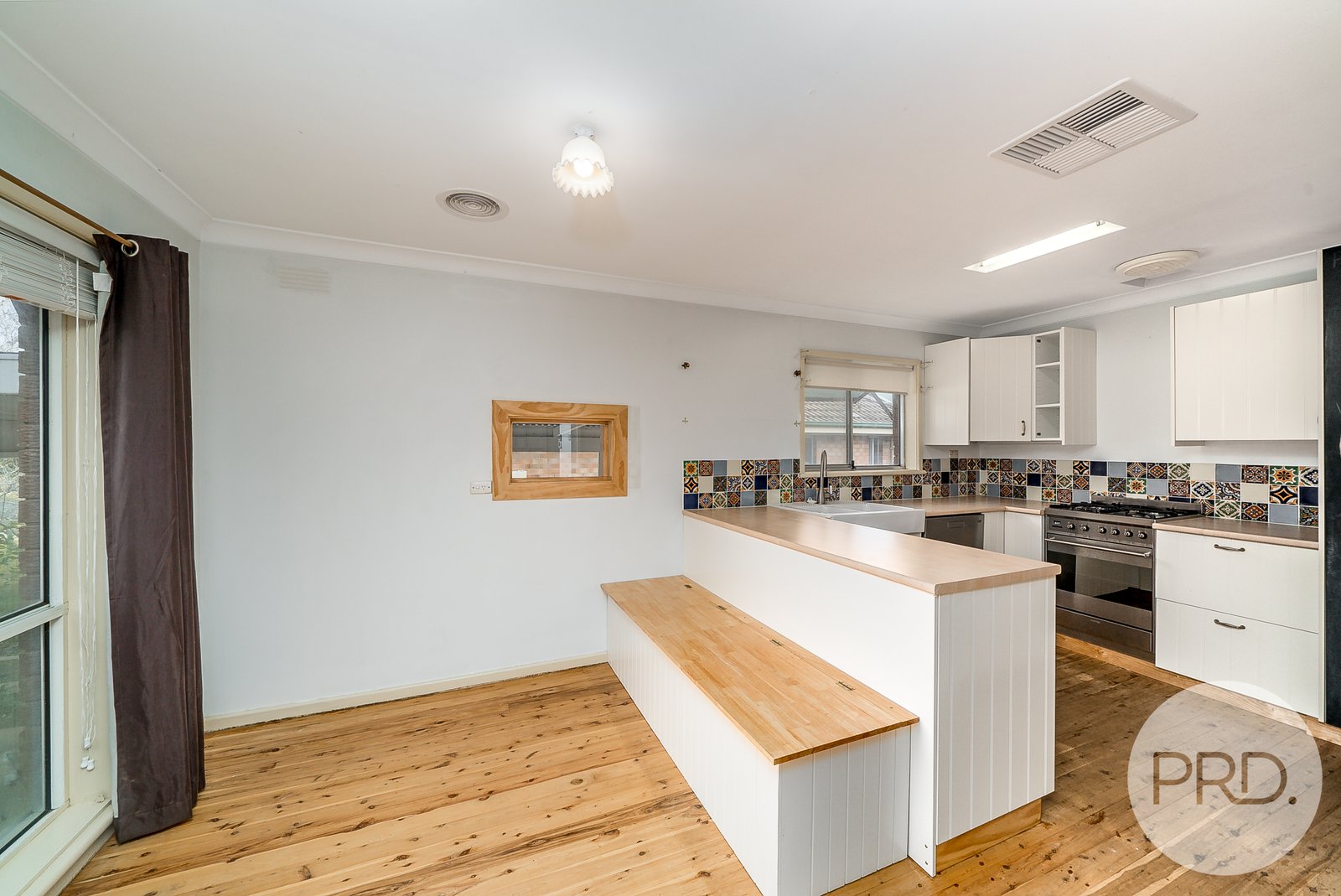 11 Leavenworth Drive MOUNT AUSTIN 4