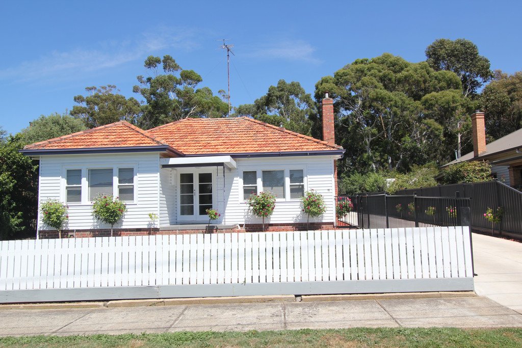 11 Lilley Street BALLARAT NORTH 10
