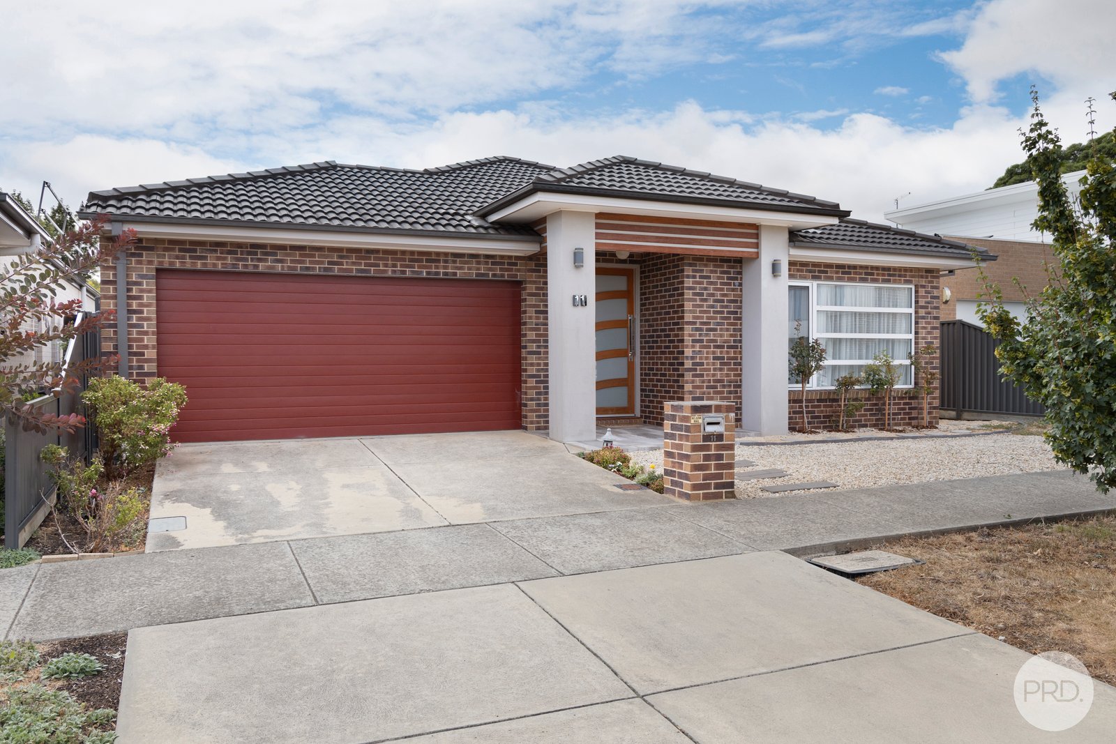 11 Limetree Way LAKE GARDENS 1