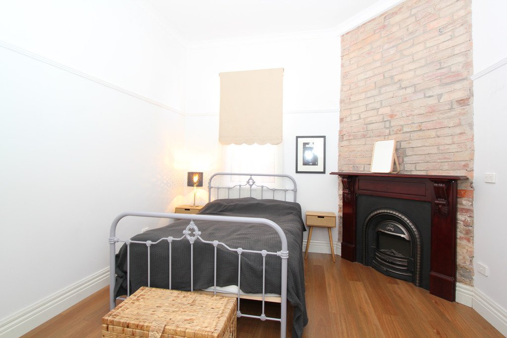 11 Linaker Street GOLDEN POINT 6