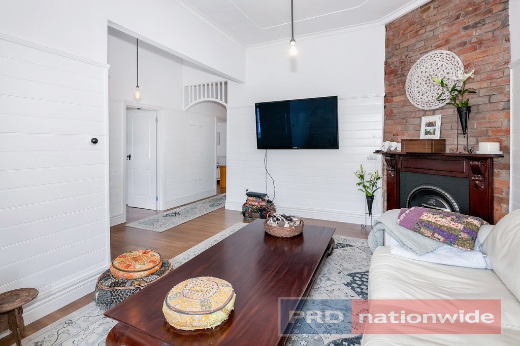 11 Linaker Street GOLDEN POINT 5