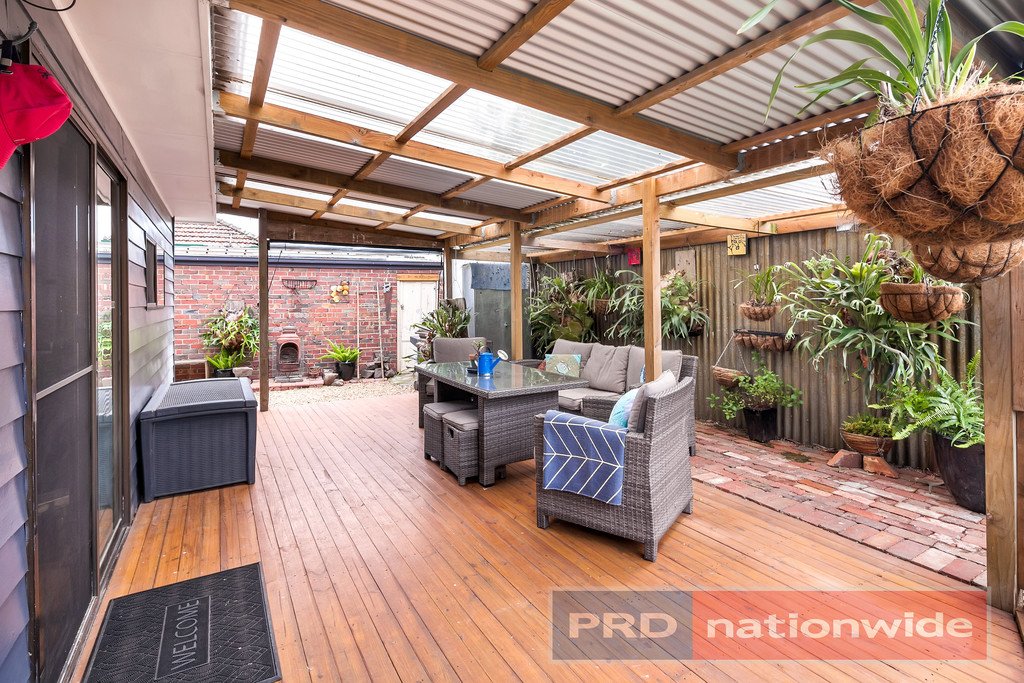11 Linaker Street GOLDEN POINT 14