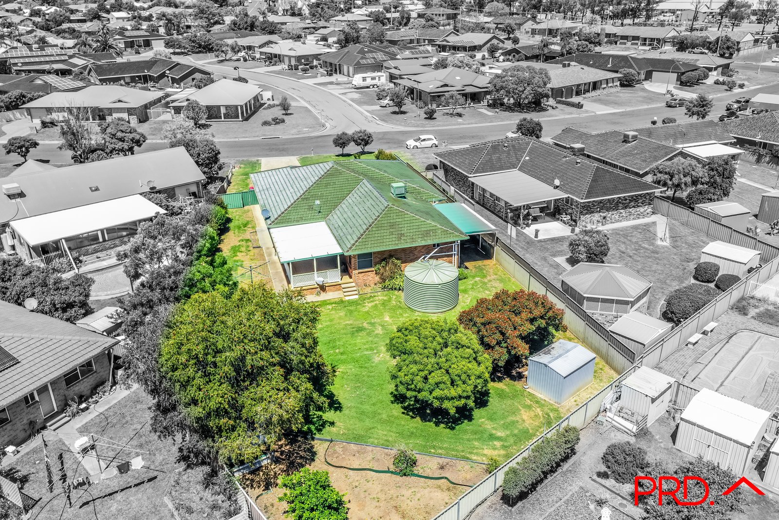 11 Links Avenue TAMWORTH 3