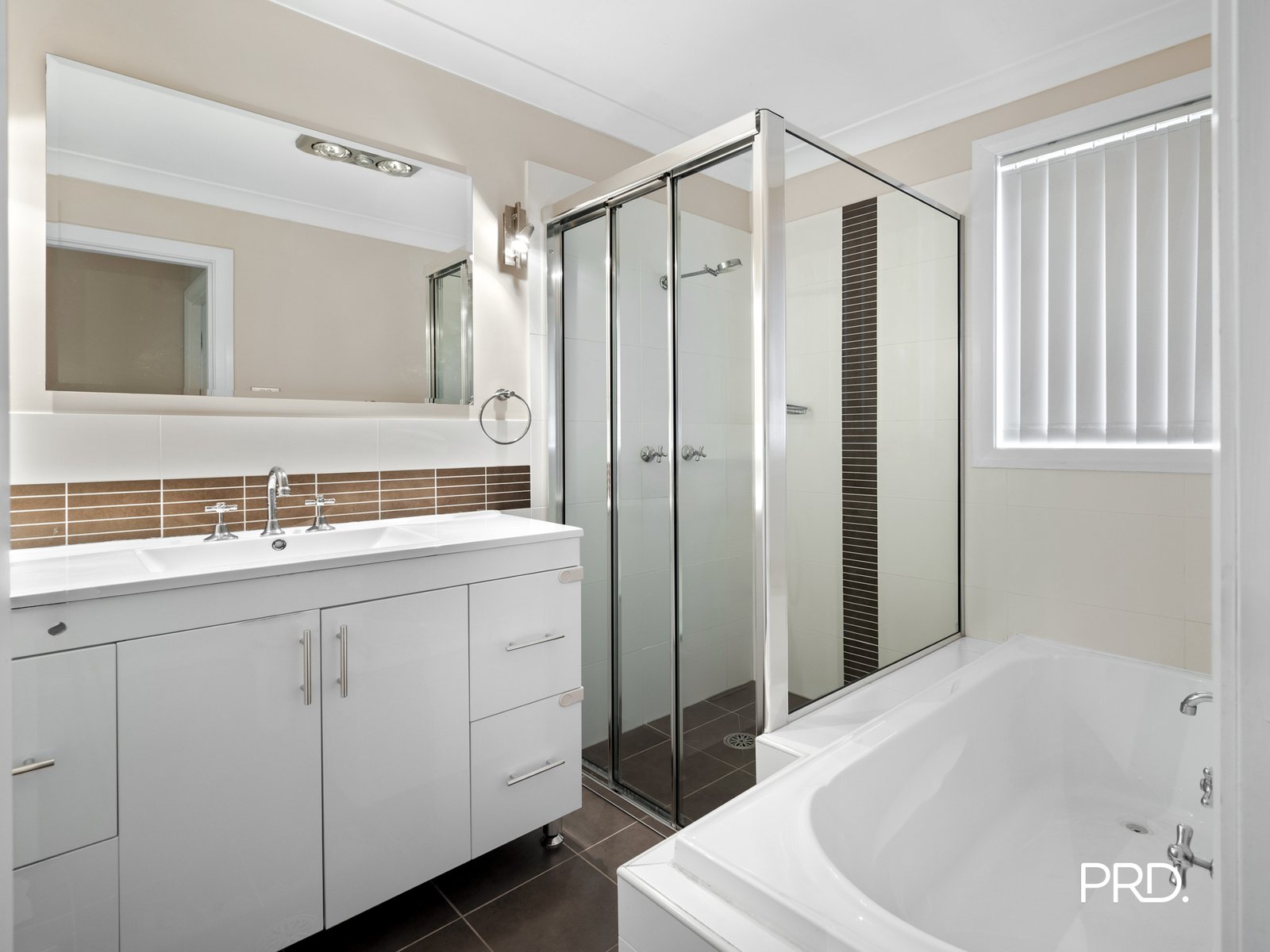 1/1 Lois Court JAMISONTOWN 9