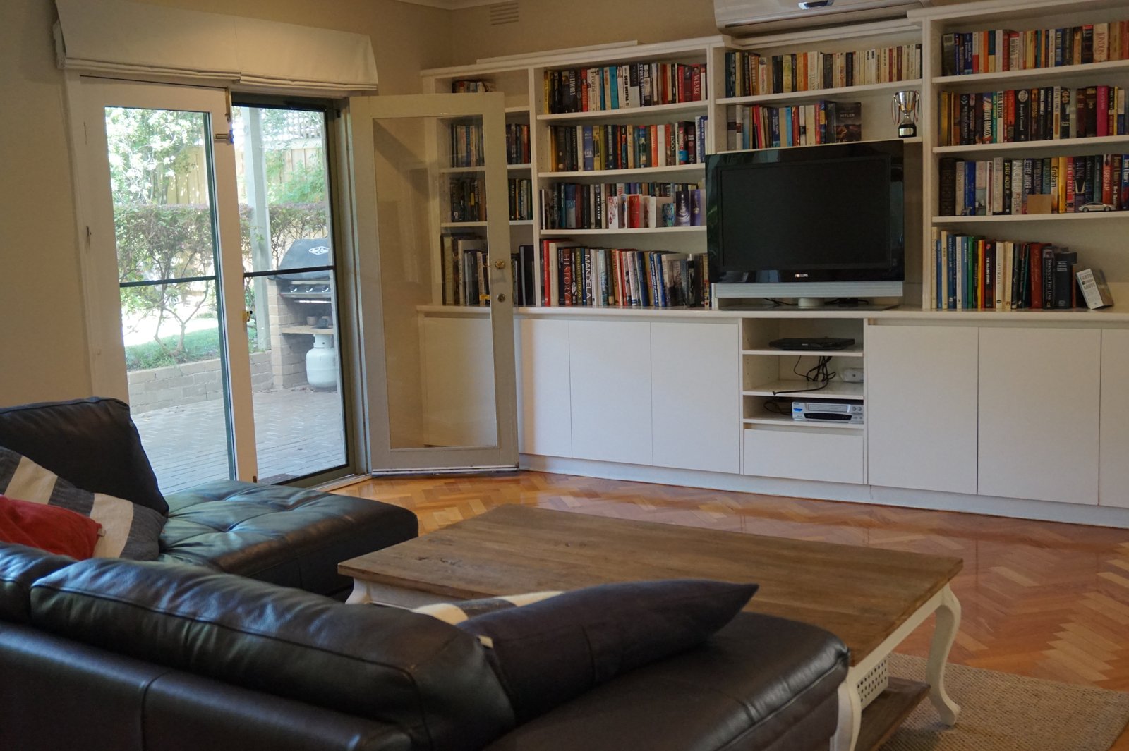 Gallery: 11 Loller Street