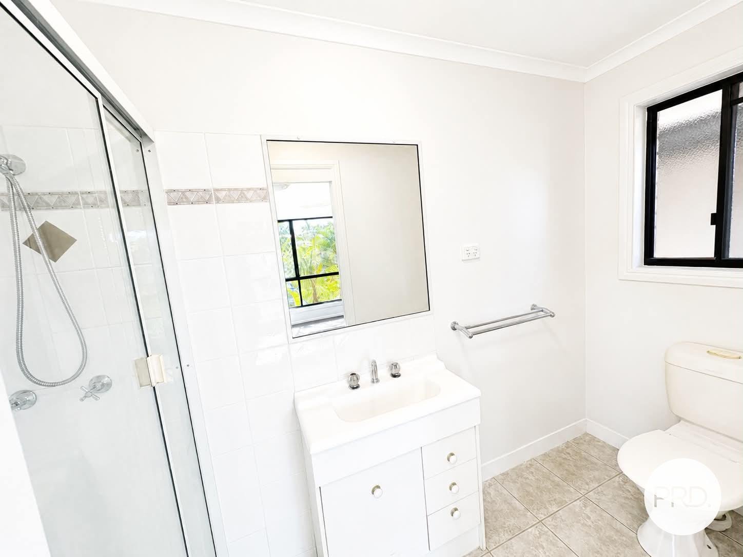 11 Lomandra Street BOYNE ISLAND 6