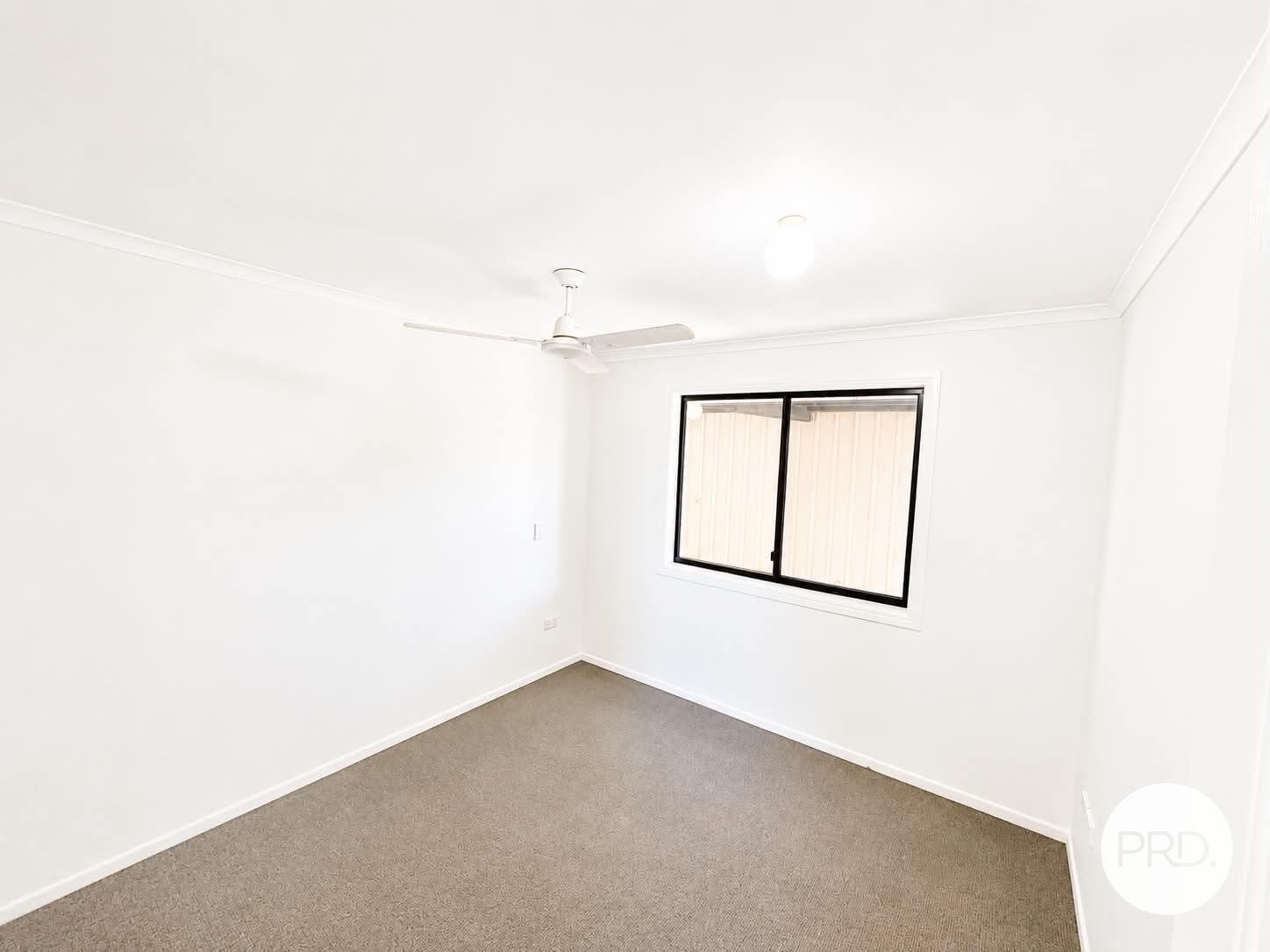 11 Lomandra Street BOYNE ISLAND 9