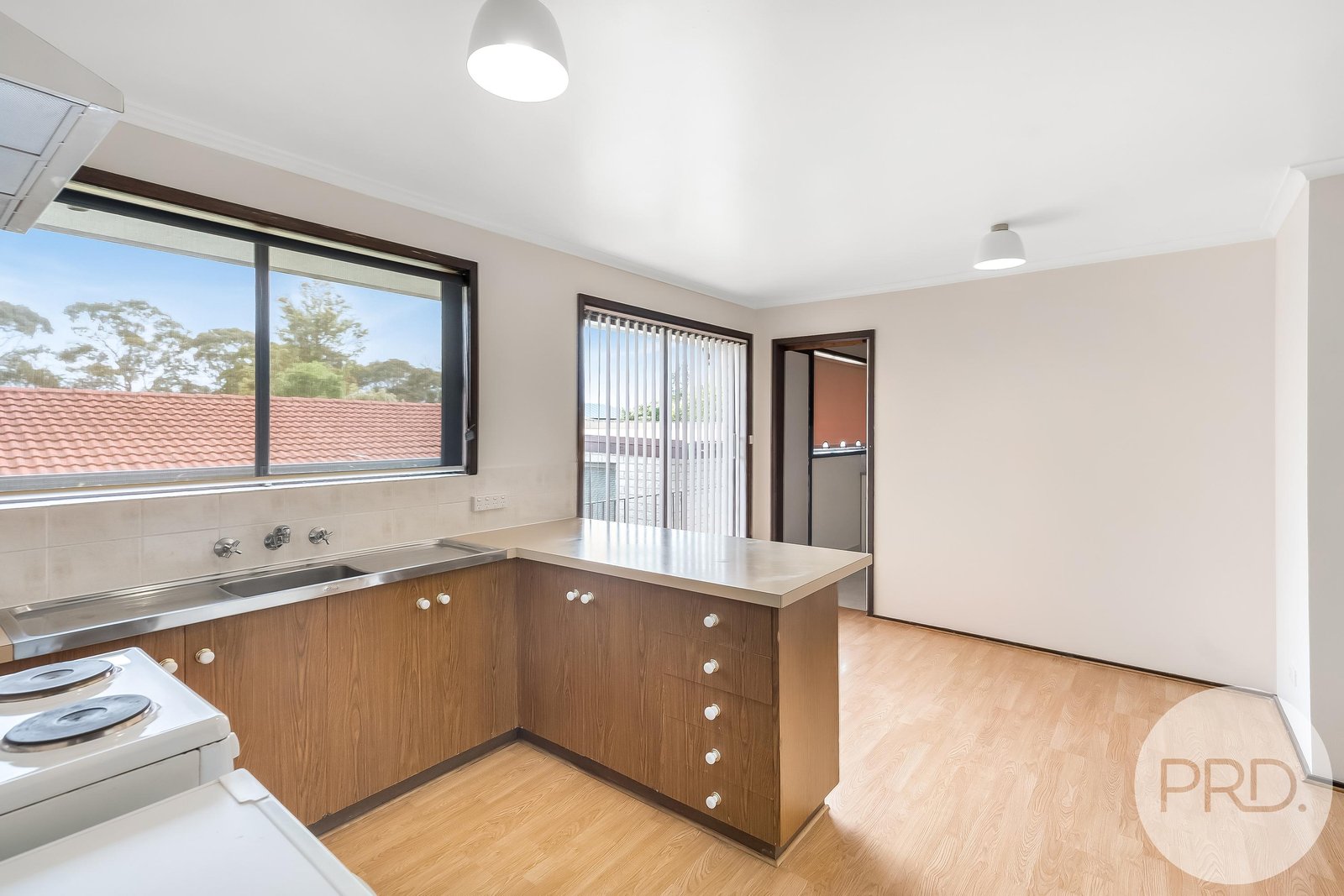 11 Longview Court LAUDERDALE 3