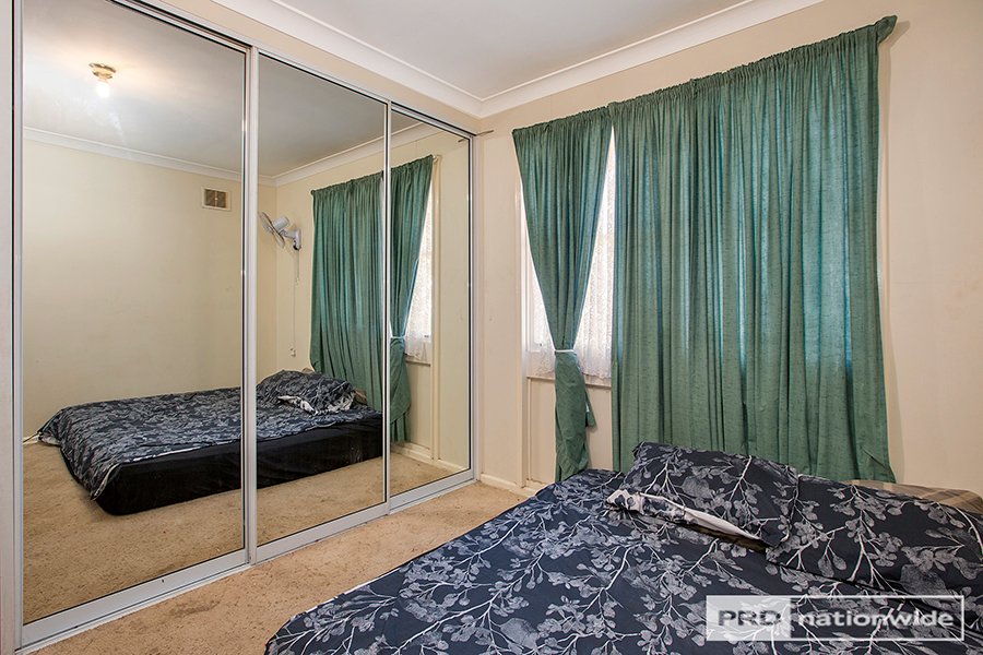 11 Lorraine Street TAMWORTH 3