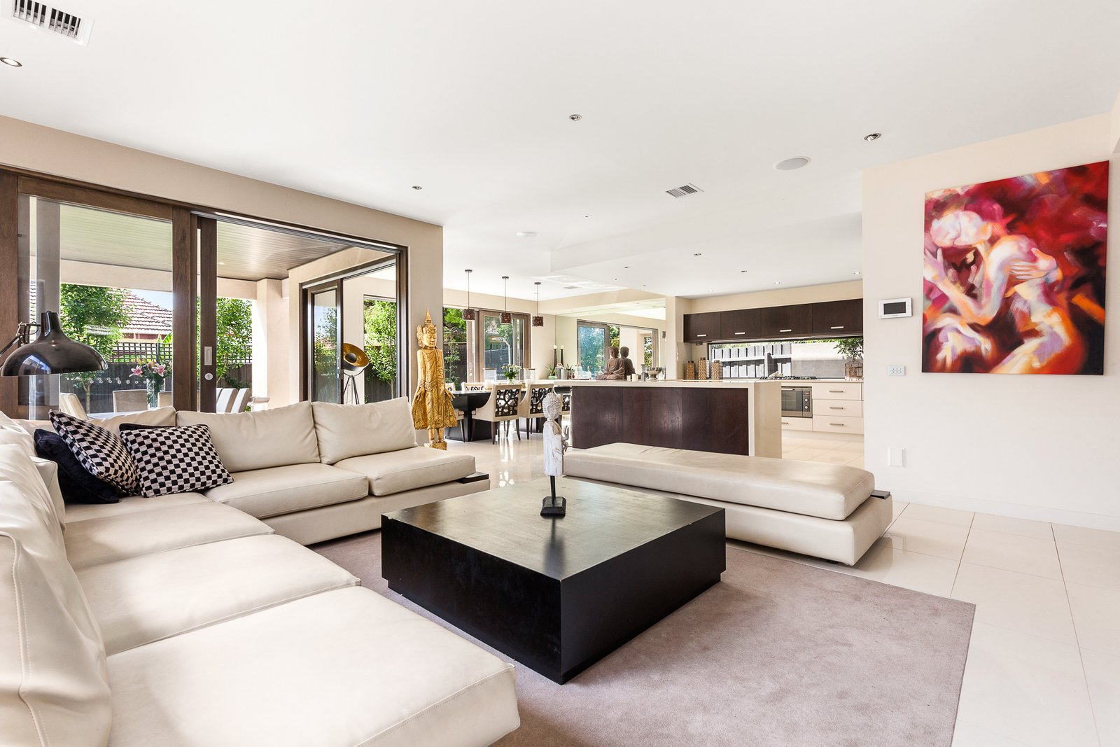 Gallery: 11 Louise Street