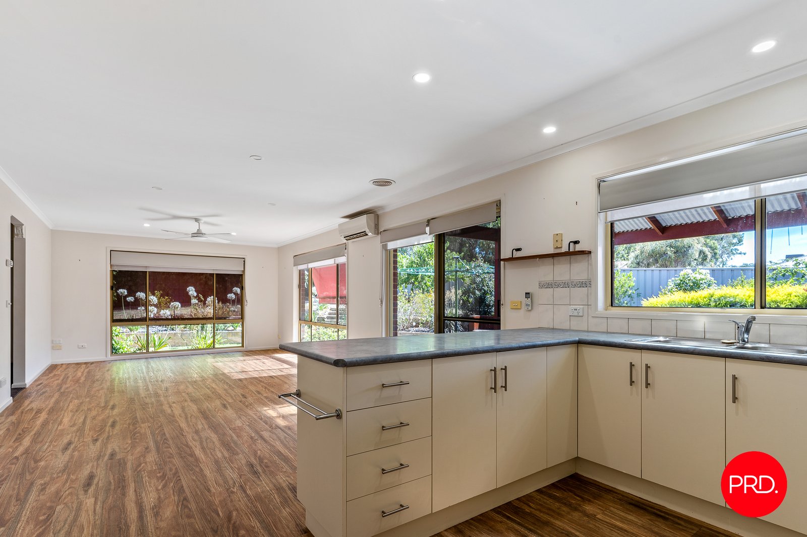 11 Lukin Crescent KANGAROO FLAT 3