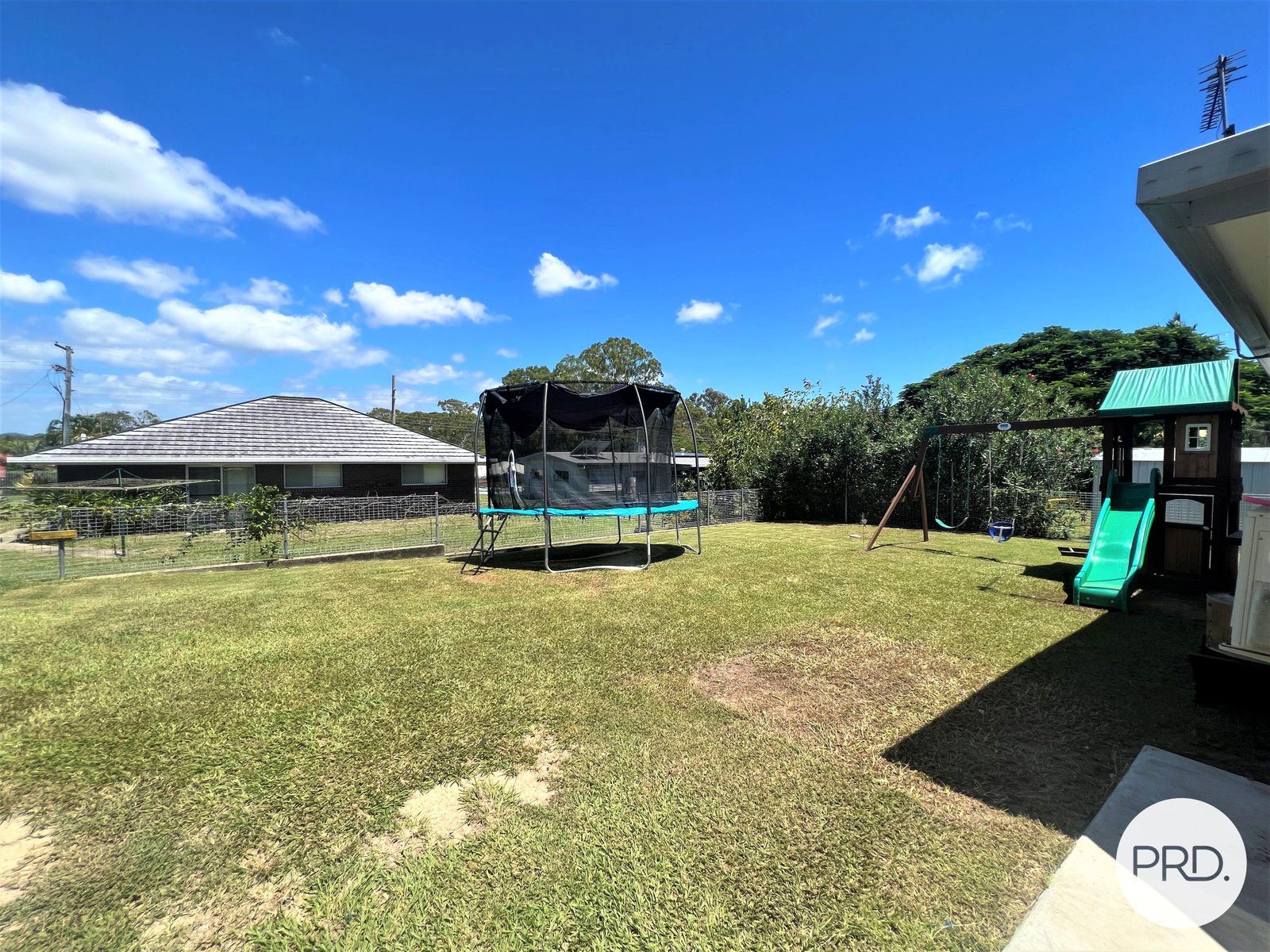 11 Luton Street TELINA 15