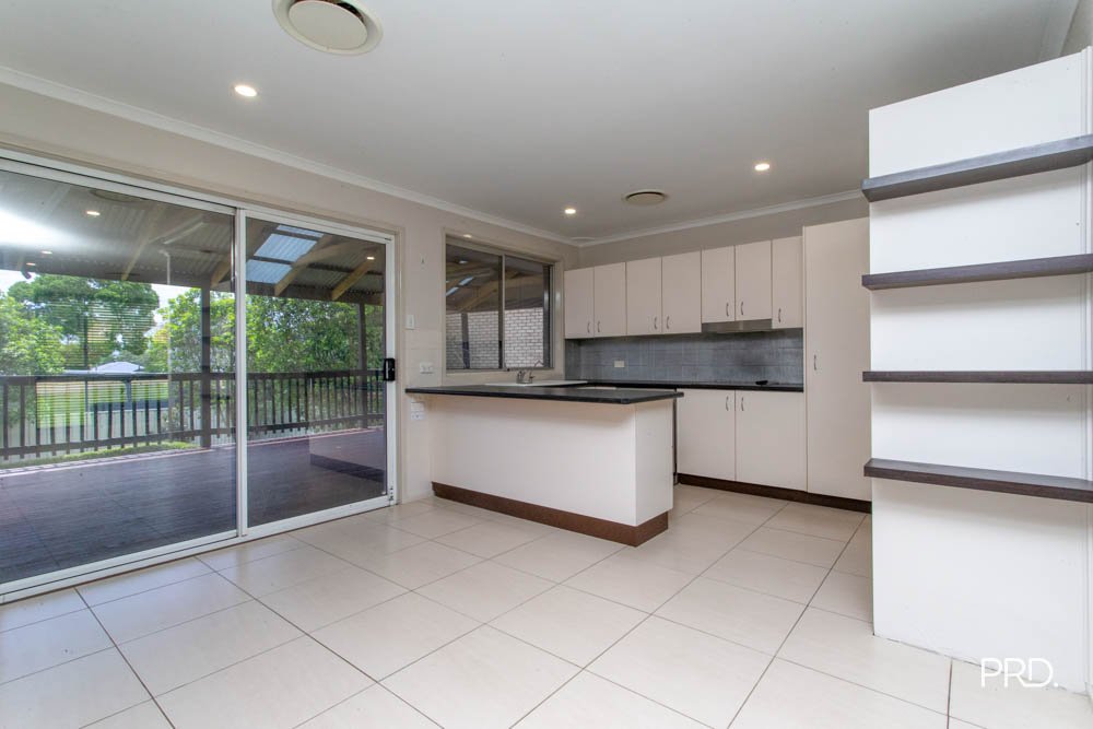 11 Lyn Circuit Jamisontown 11