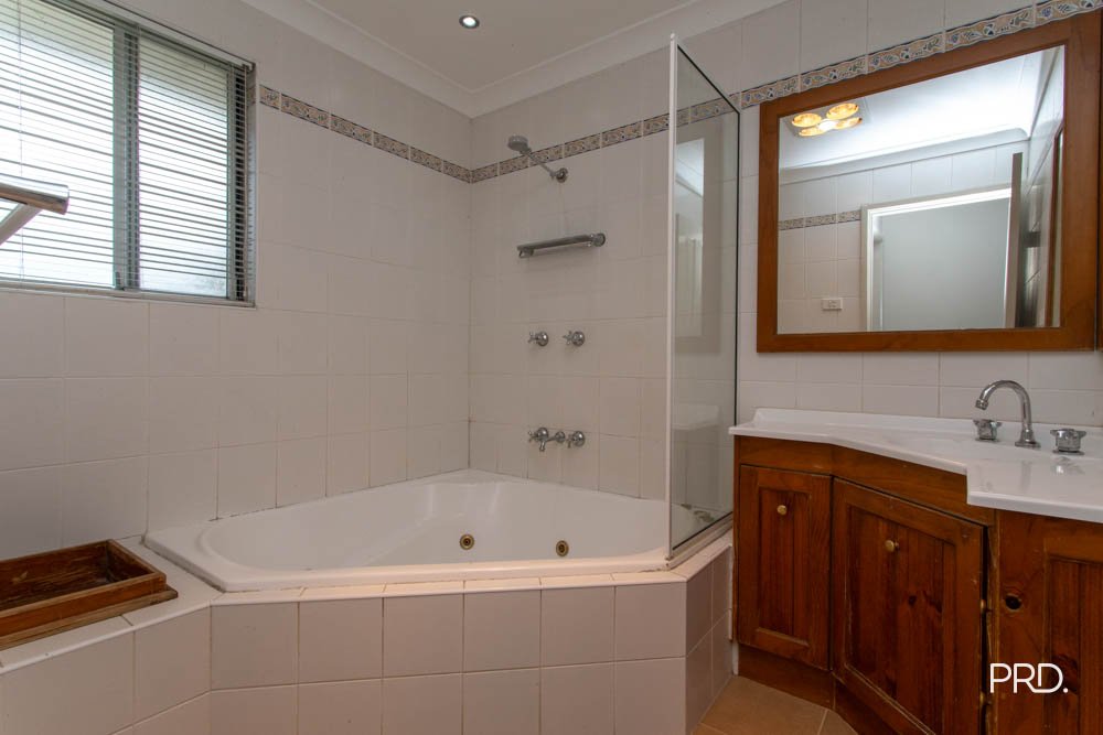 11 Lyn Circuit Jamisontown 18