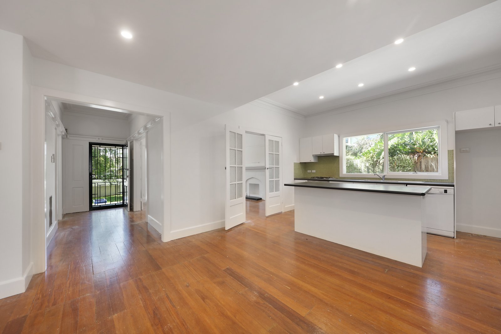 Gallery: 11 Lysbeth Street
