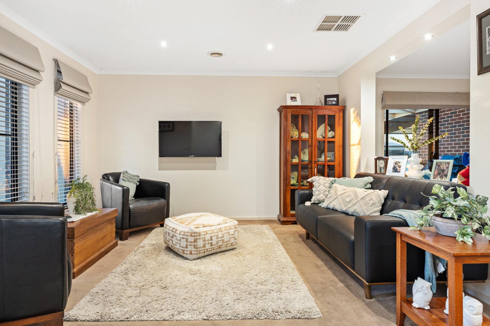 Gallery: 11 Lyttle Crescent