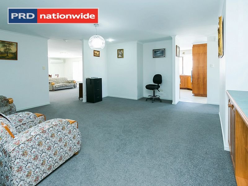 11 Mackay Drive KAWUNGAN 6