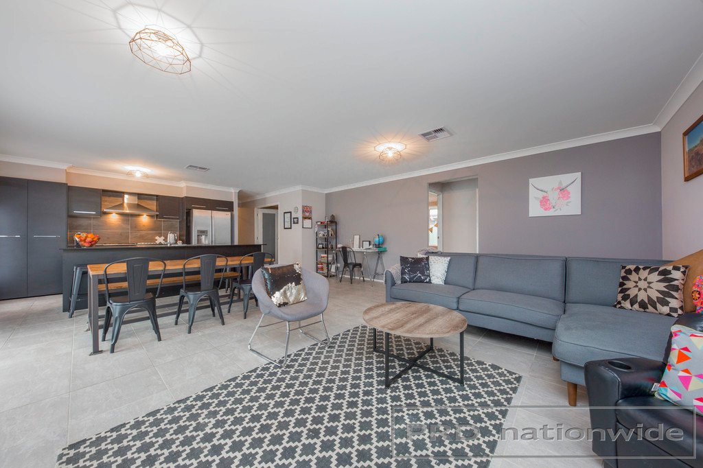 11 Magnetic Drive ASHTONFIELD 2