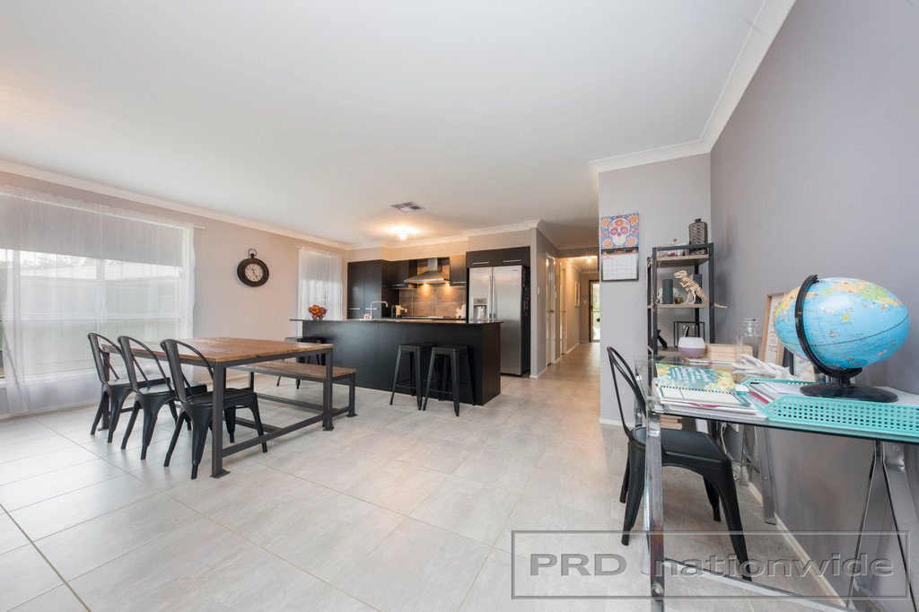 11 Magnetic Drive ASHTONFIELD 4