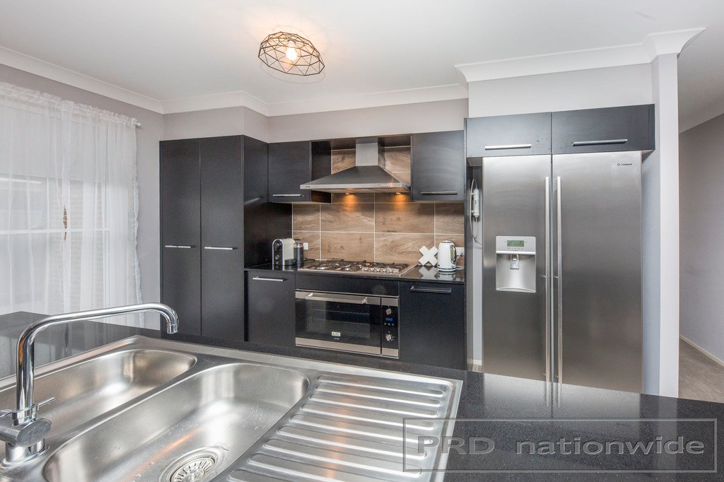 11 Magnetic Drive ASHTONFIELD 9