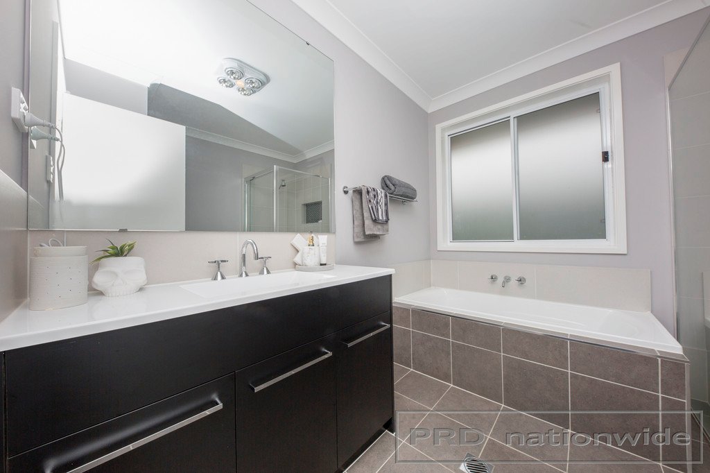 11 Magnetic Drive ASHTONFIELD 16