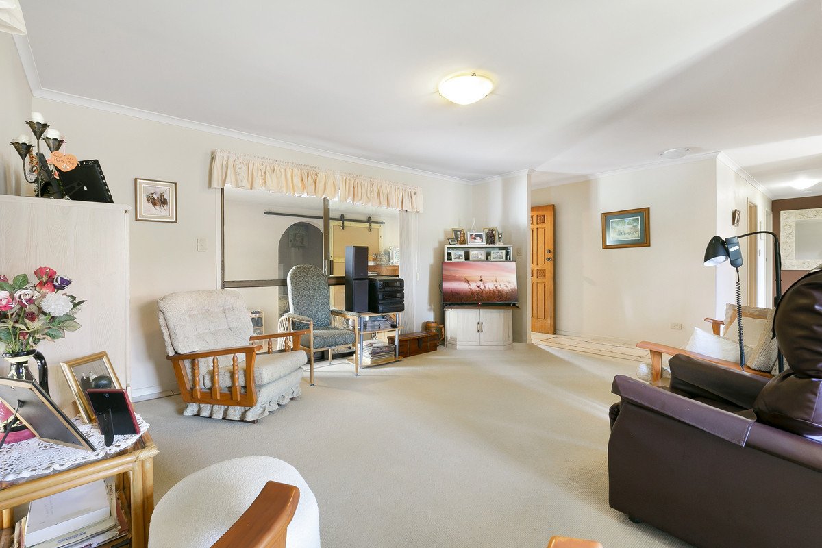 11 Mahogany Drive Palm Beach 8