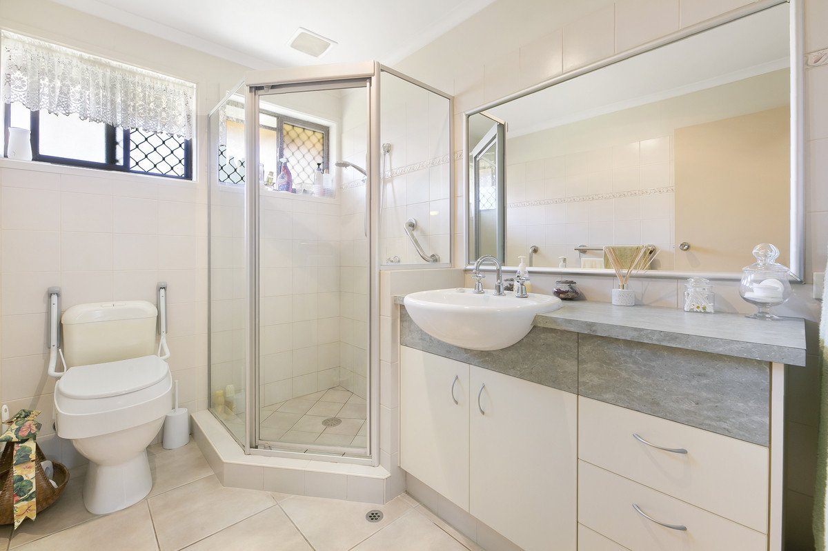 11 Mahogany Drive Palm Beach 12