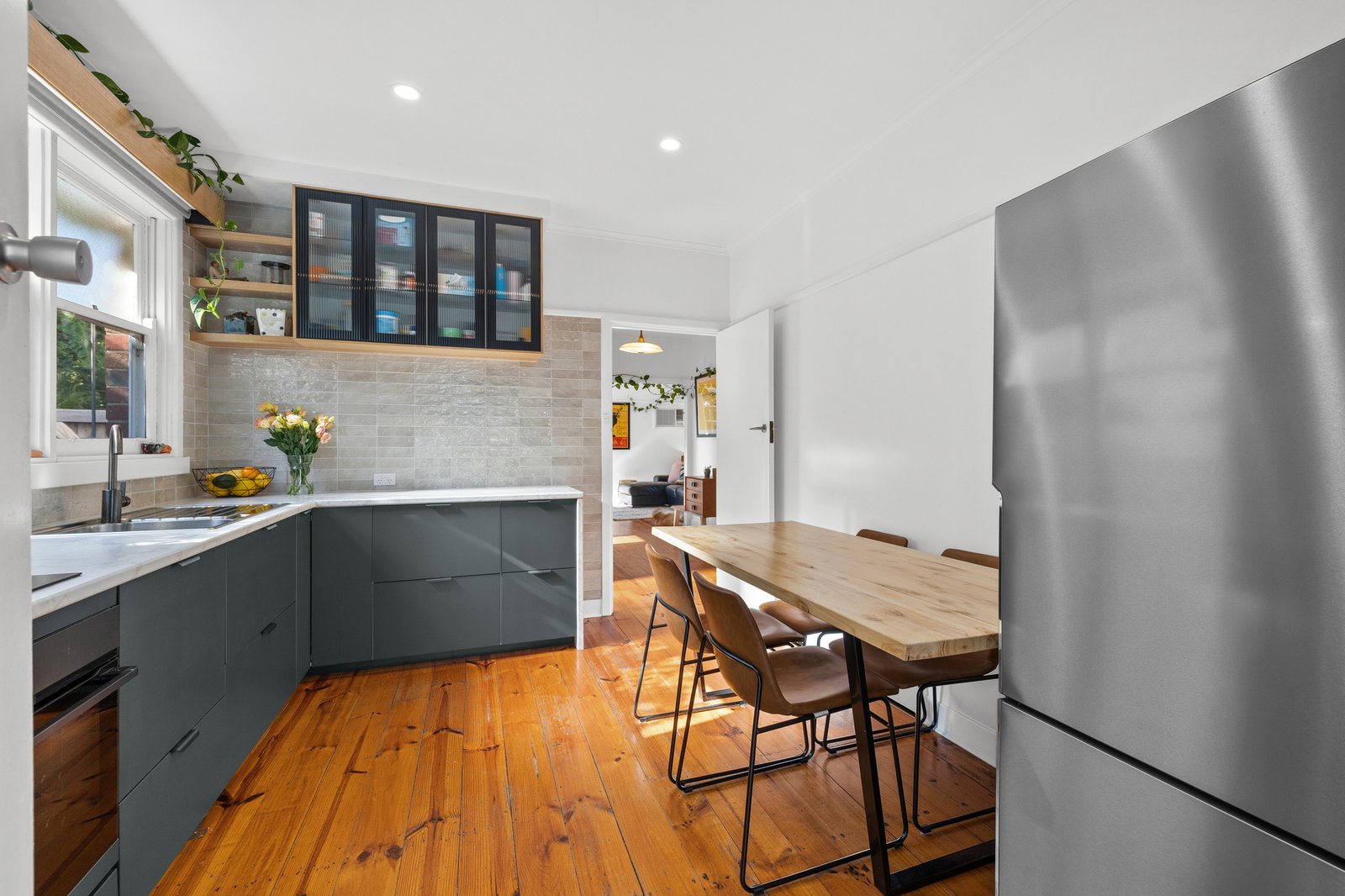 Gallery: 11 Major Street