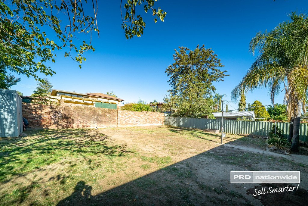 11 Malaya Drive TOLLAND 13