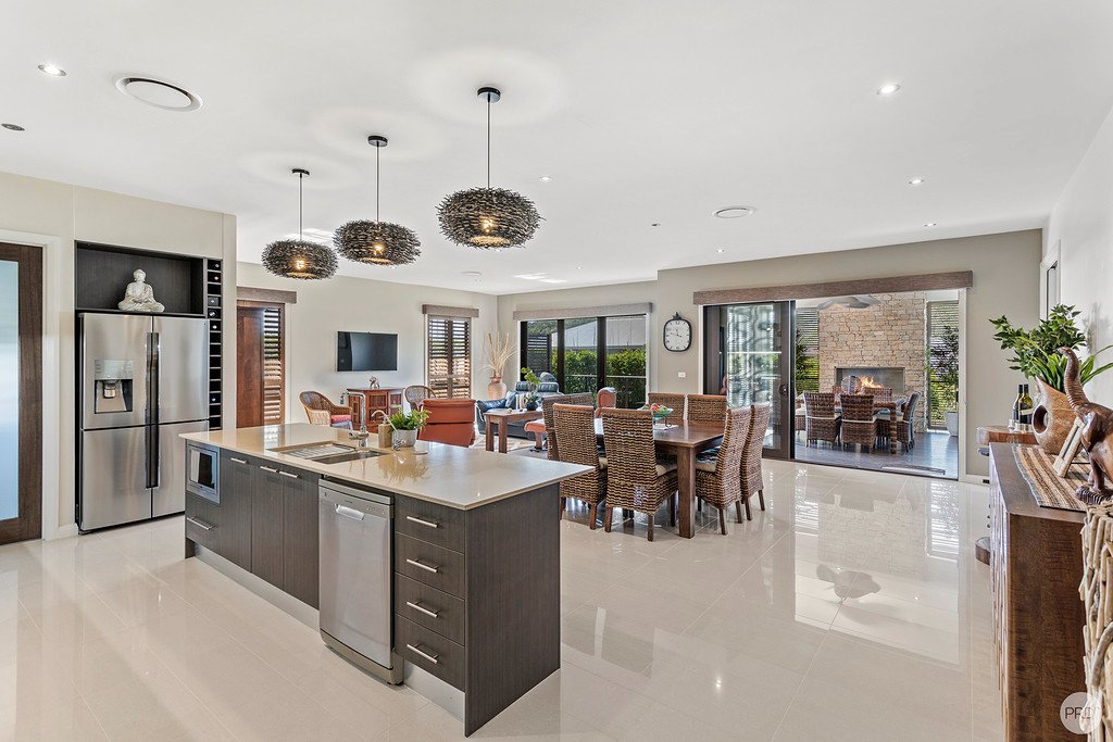 11 Manung Terrace CORLETTE 2