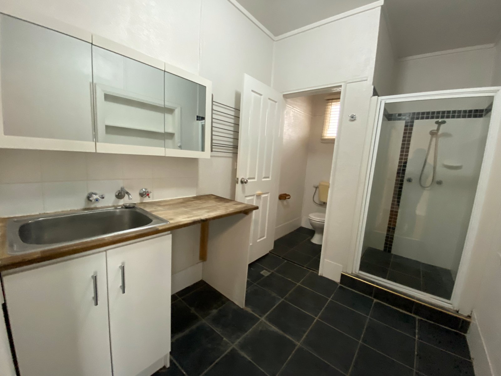 11 Market Street TAMWORTH 6