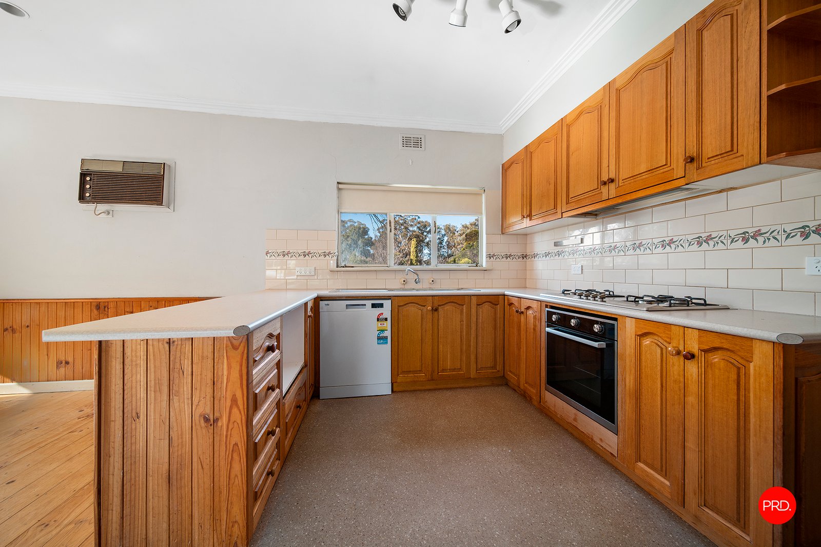 11 Marnie Road KENNINGTON 6