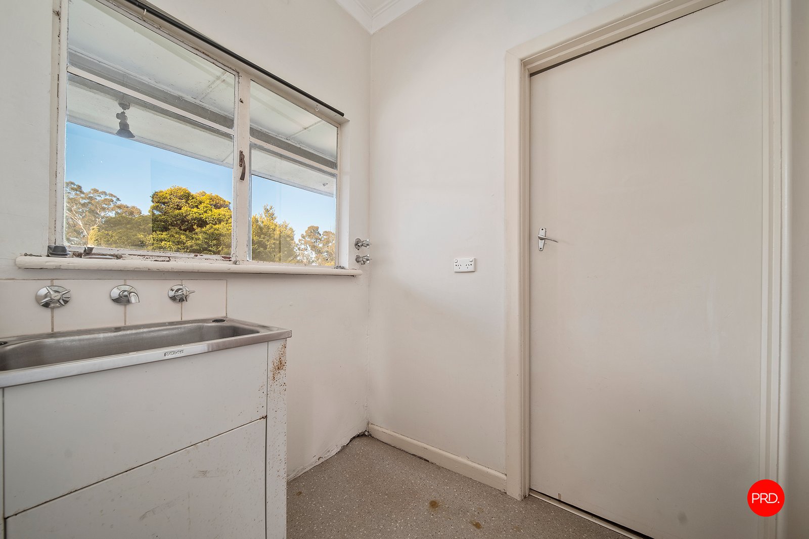 11 Marnie Road KENNINGTON 11