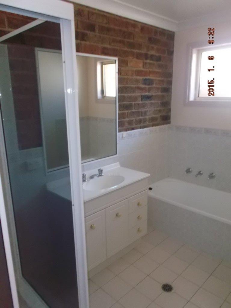 1/1 Martin Place TUMUT 4