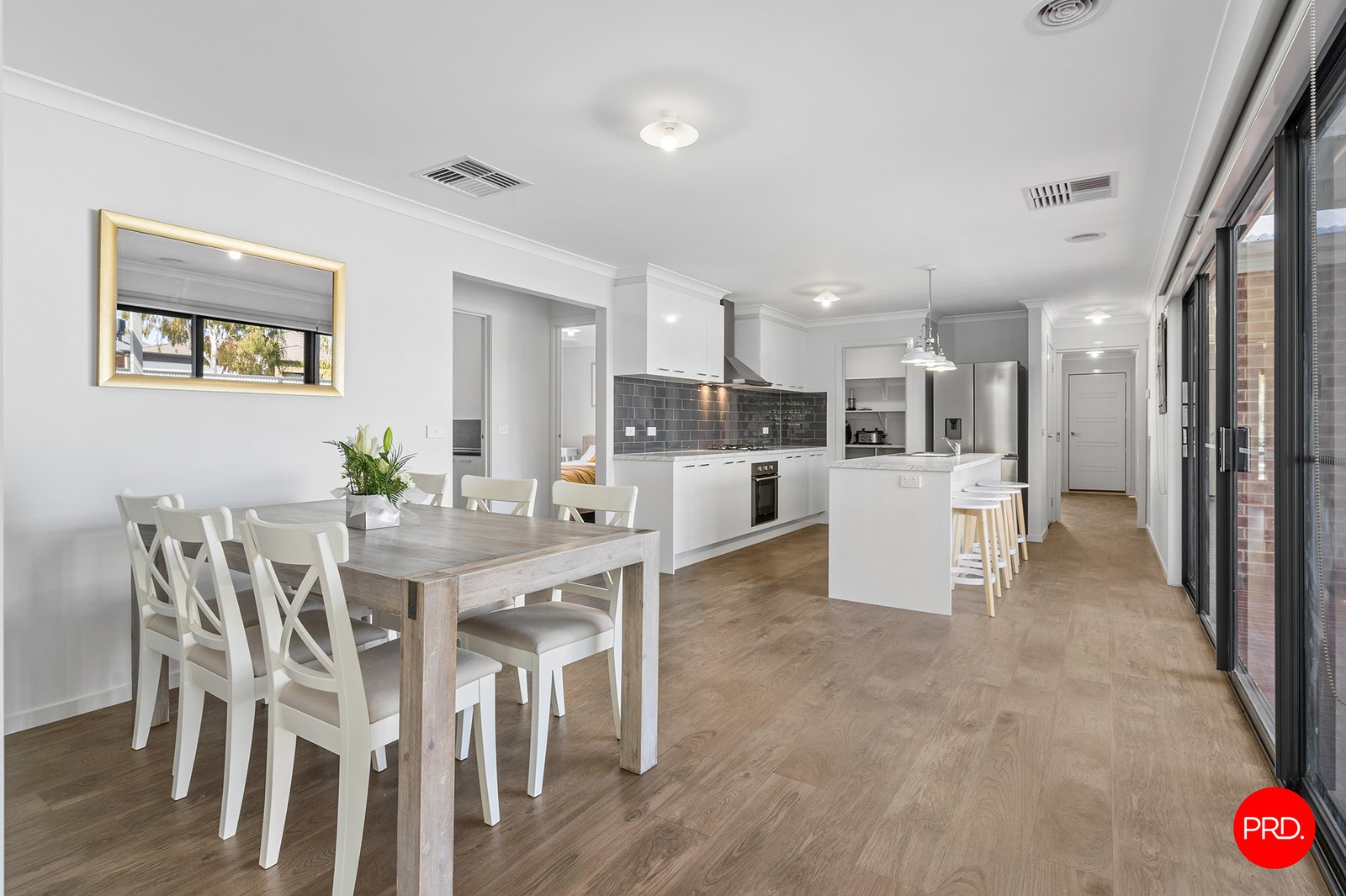 11 Marylebone Circuit STRATHFIELDSAYE 9