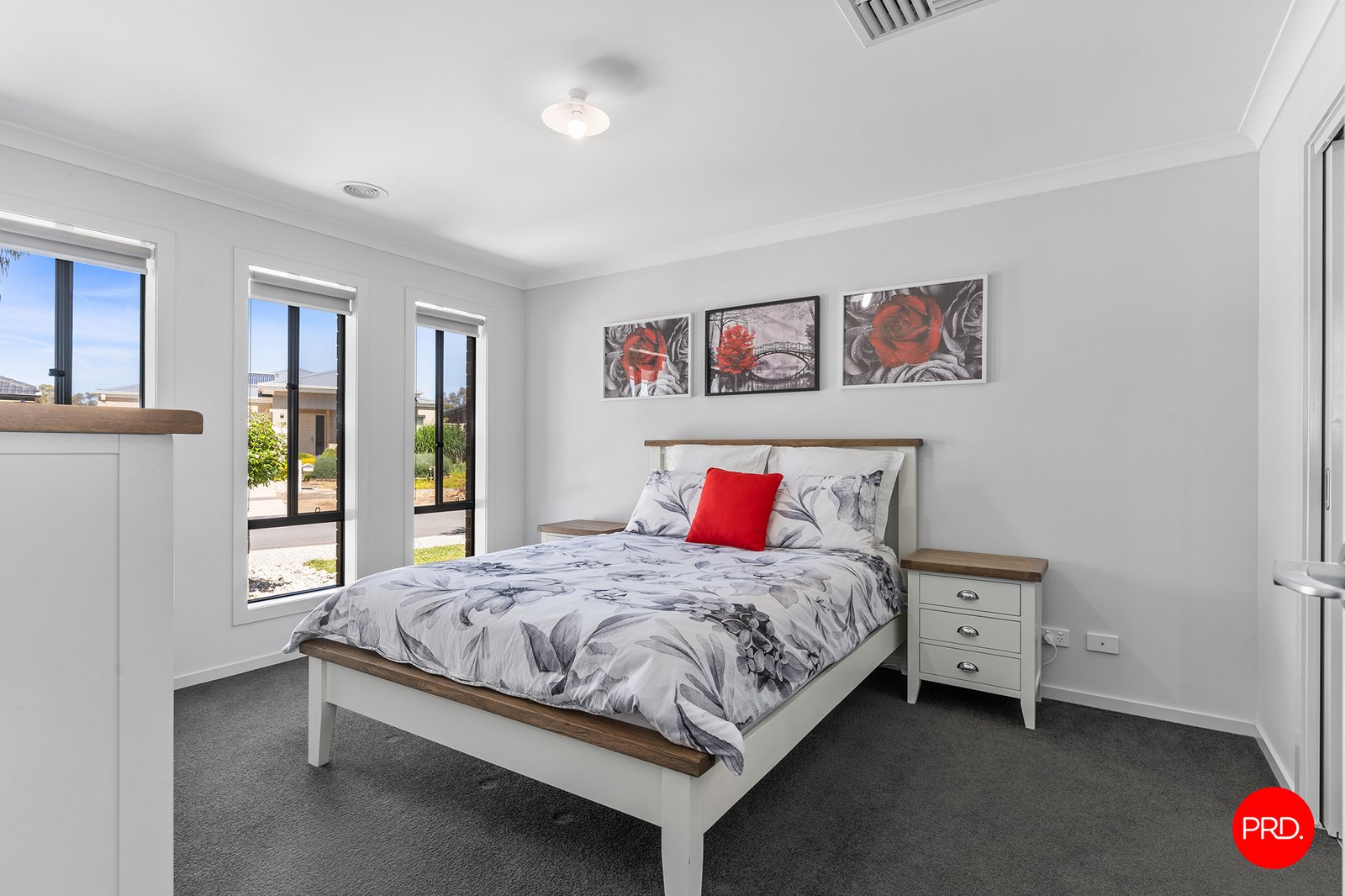 11 Marylebone Circuit STRATHFIELDSAYE 10