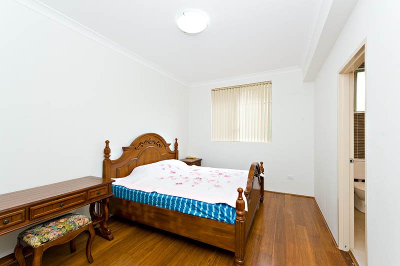 11 Matthews Avenue EAST HILLS 5