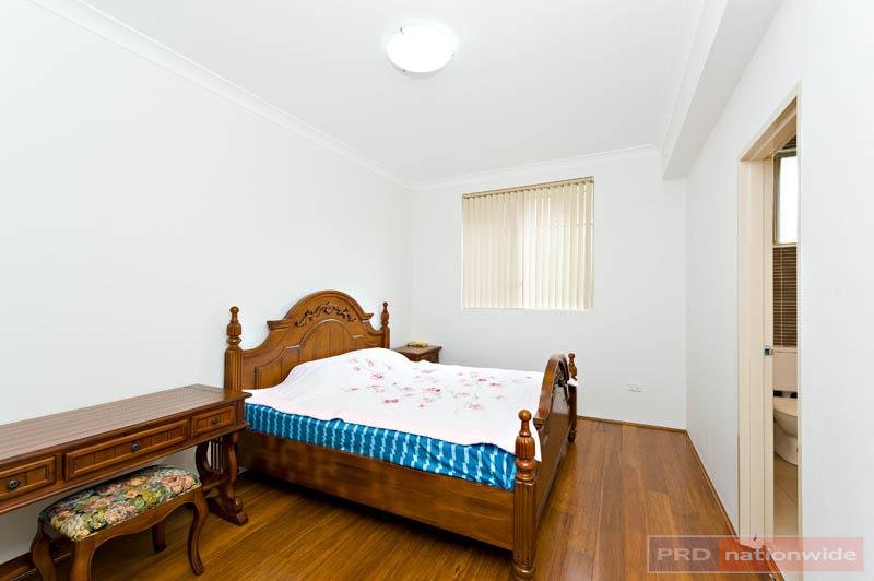 11 Matthews Avenue EAST HILLS 6