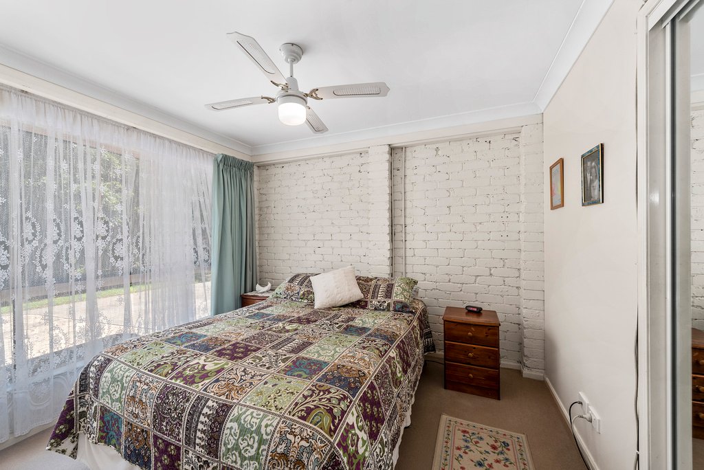 11 McAlpine Way BOAMBEE 19