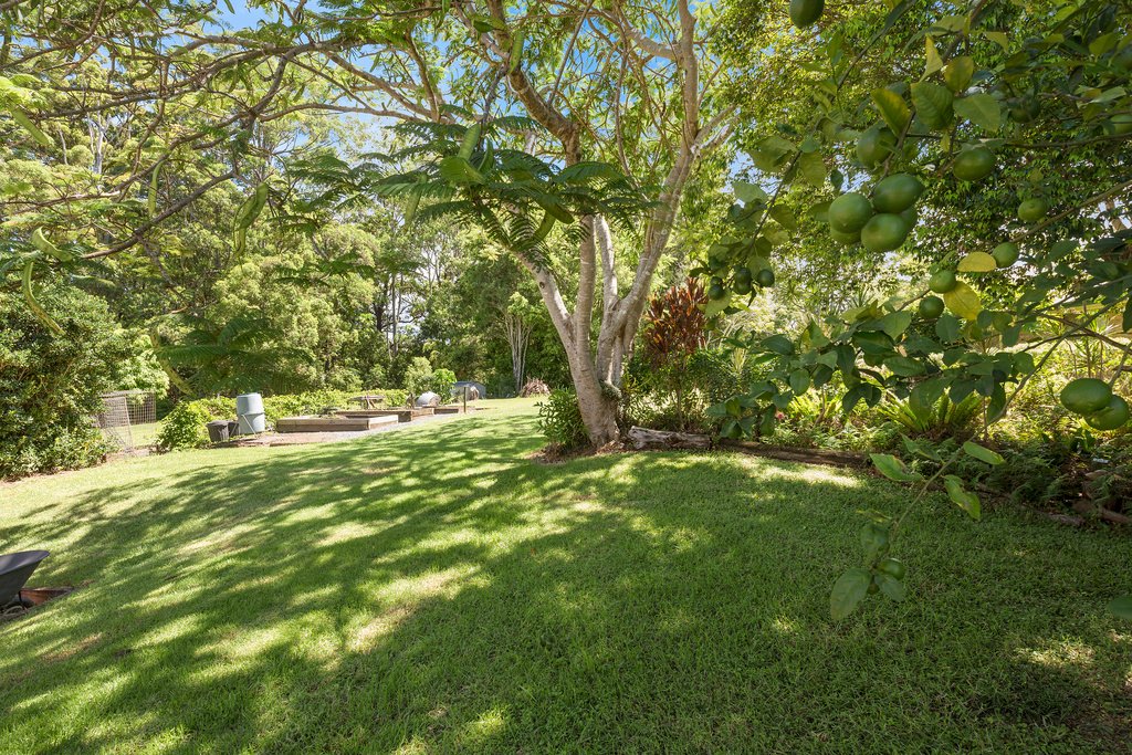 11 McAlpine Way BOAMBEE 24