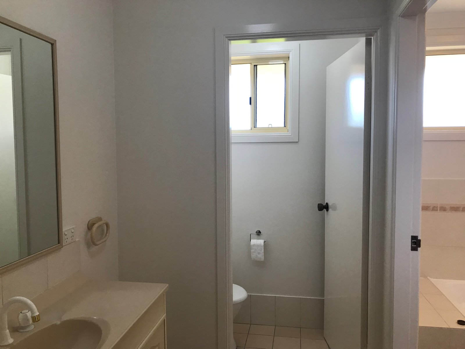 1/1 McGregor Close BOAMBEE EAST 7