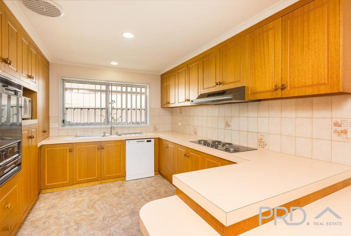 11 Mckay Place MILDURA 8