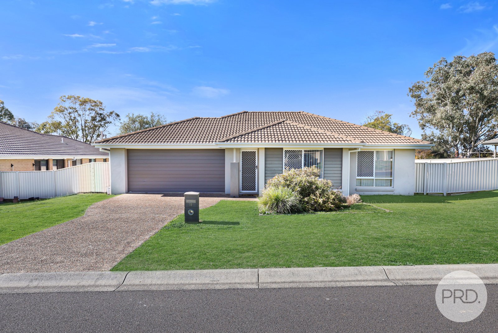 11 McKinlay Place TAMWORTH 1