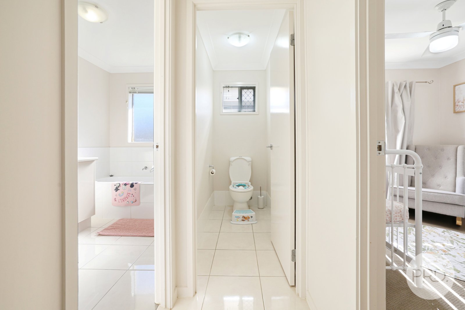 11 McKinlay Place TAMWORTH 16