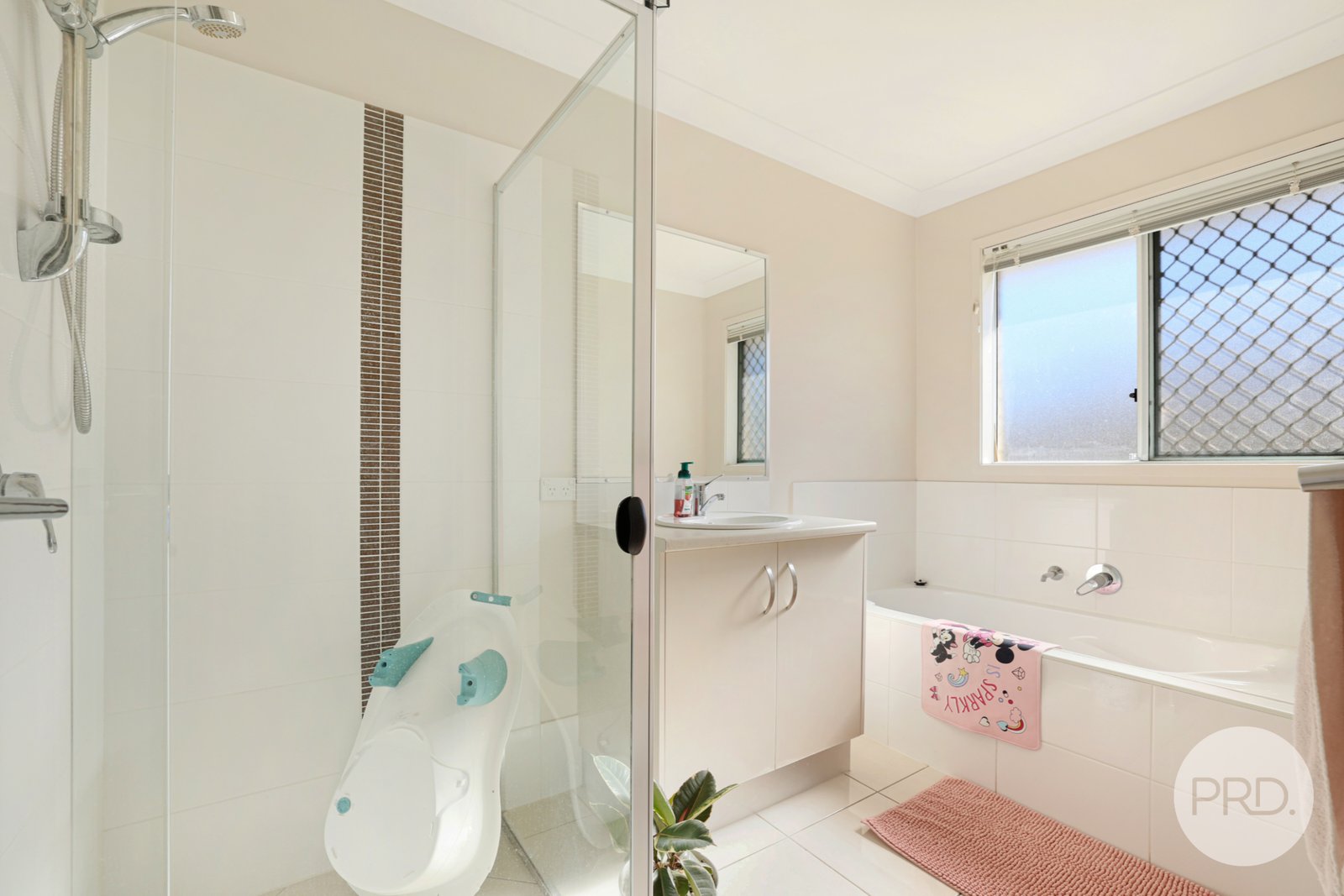 11 McKinlay Place TAMWORTH 17