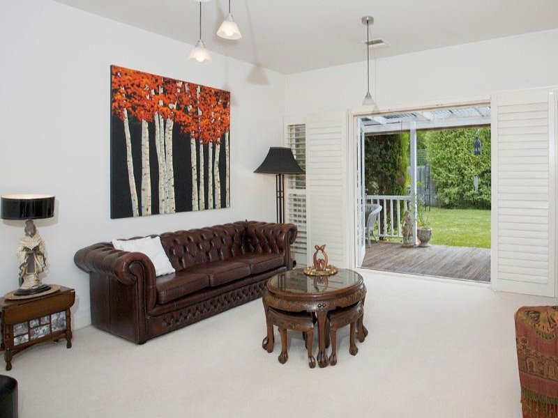 Gallery: 11 Medhurst Street